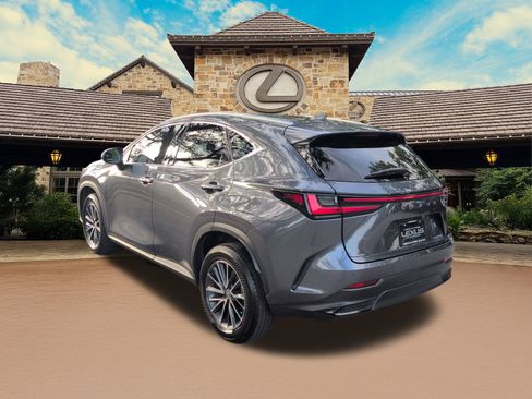 Certified 2025 Lexus NX 250 FWD w/ Towing Package (2000 Lbs) image 2