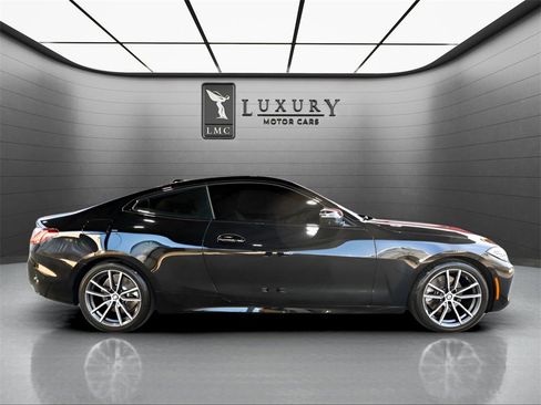 Used 2021 BMW 430i Coupe w/ Premium Package image 3