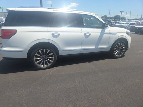 Used 2020 Lincoln Navigator Reserve w/ Luxury Package AWD/4WD image 8