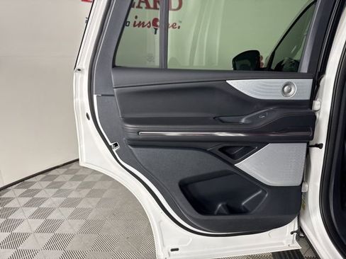 New 2025 Lincoln Navigator Black Label image 20