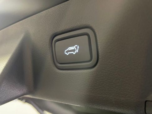 Used 2024 Hyundai Palisade Calligraphy FWD image 14