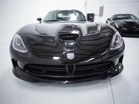Used 2015 Dodge Viper GT 2dr Coupe w/ Quick Order Package 22J GT image 2
