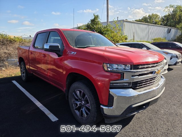 Used 2022 Chevrolet Silverado 1500 LT AWD/4WD image 3