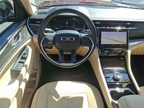 Certified 2021 Jeep Grand Cherokee L Limited image 14