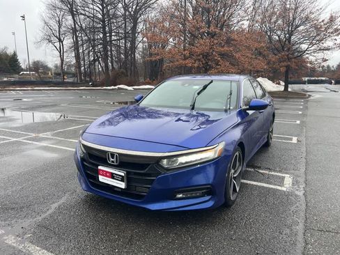 Certified 2018 Honda Accord Sport image 5