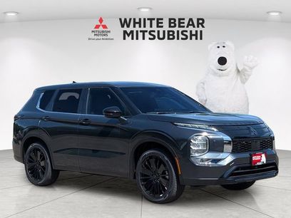 New 2026 Mitsubishi Outlander LE
