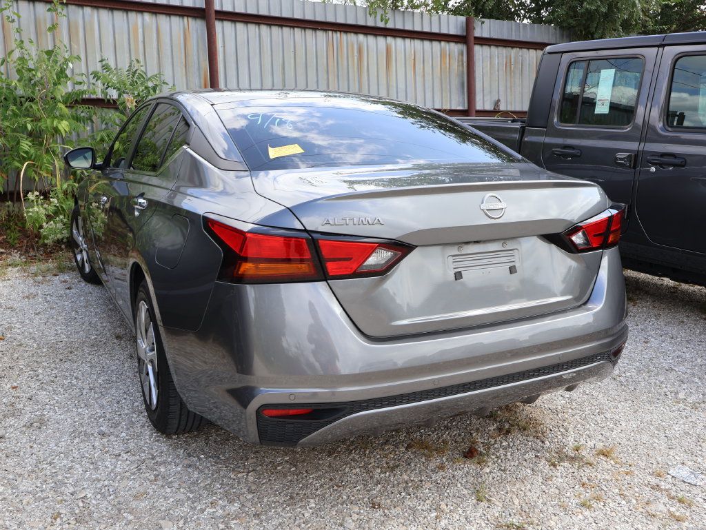 Used 2023 Nissan Altima 2.5 S FWD image 15