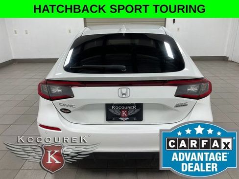 Used 2024 Honda Civic Sport Touring image 5