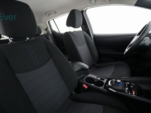 Used 2024 Nissan Leaf SV Plus image 9