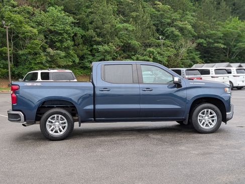 Used 2021 Chevrolet Silverado 1500 LT AWD/4WD image 10