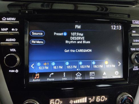 Used 2018 Nissan Murano SV w/ Premium Package FWD image 25