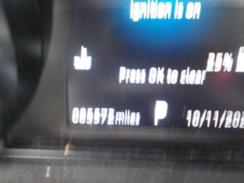 Used 2019 Jaguar F-PACE Prestige image 17