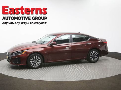 Used 2023 Nissan Altima 2.5 SV image 57