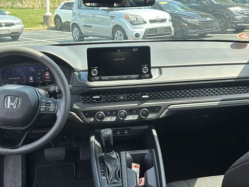 Certified 2024 Honda Accord EX image 12