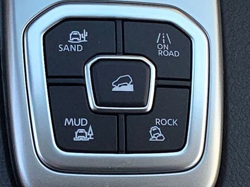 New 2026 Nissan Frontier SV w/ Tow Package image 5