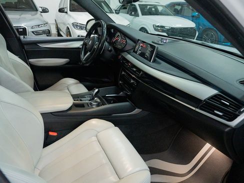 Used 2015 BMW X5 M AWD/4WD image 32