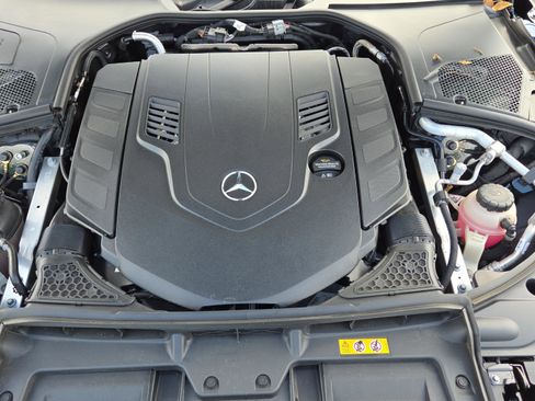 Used 2025 Mercedes-Benz S 580 4MATIC Sedan image 20