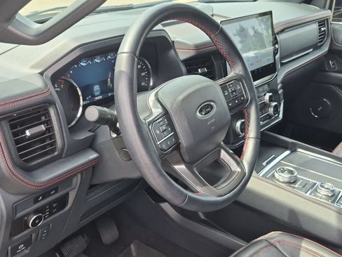 Used 2023 Ford Expedition Limited AWD/4WD image 10