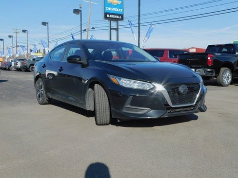 Used 2023 Nissan Sentra SV image 4