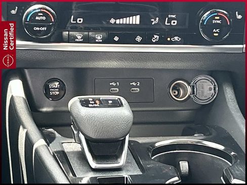 Certified 2025 Nissan Rogue SV AWD/4WD image 28