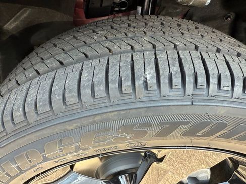 New 2025 Jeep Grand Cherokee Altitude image 30