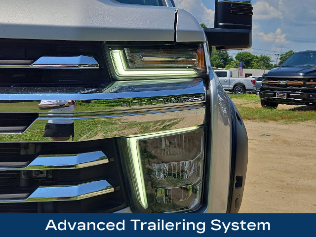 Used 2022 Chevrolet Silverado 2500 High Country AWD/4WD image 39
