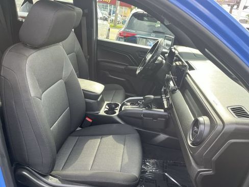 Used 2025 Chevrolet Colorado Trail Boss AWD/4WD image 26