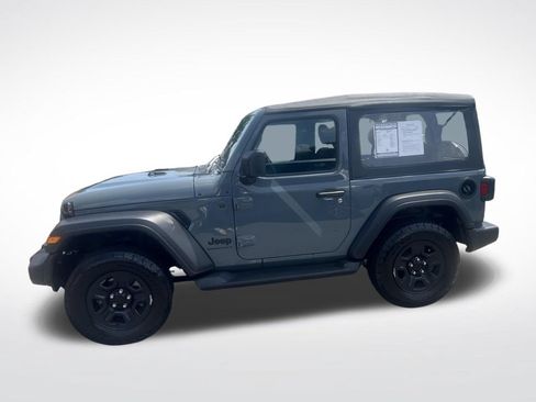 Used 2025 Jeep Wrangler Sport AWD/4WD image 2
