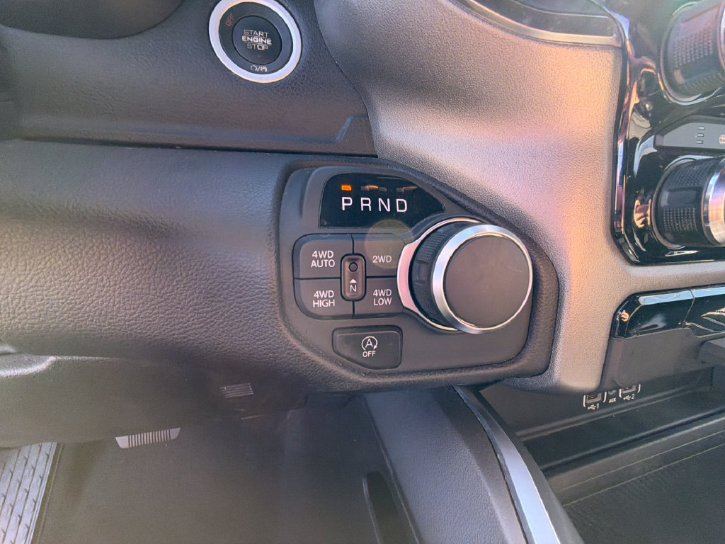 Used 2025 RAM 1500 Big Horn AWD/4WD image 24
