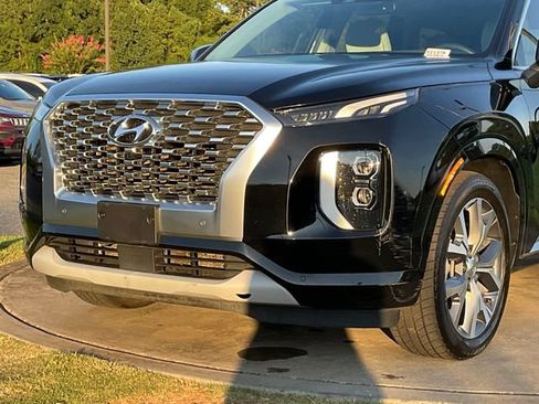 Used 2022 Hyundai Palisade Limited FWD image 10