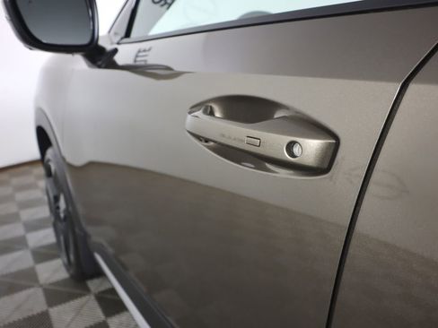 New 2026 Nissan Kicks SR w/ Cold Weather Package image 22