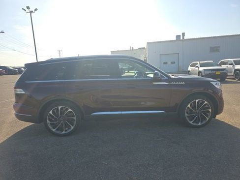 Used 2020 Lincoln Aviator Reserve w/ Equipment Group 202A AWD/4WD image 6