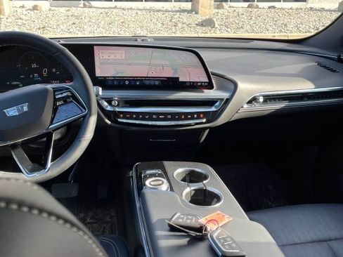 Used 2024 Cadillac Lyriq Luxury w/ LPO, Floor Liner Package image 9