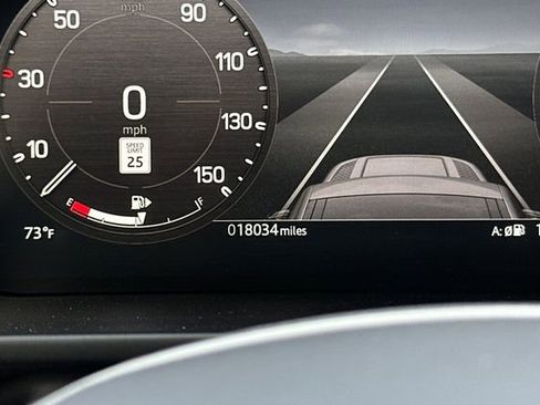 Used 2024 Land Rover Defender 110 S image 28