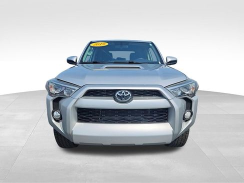 Used 2019 Toyota 4Runner TRD Off-Road AWD/4WD image 8