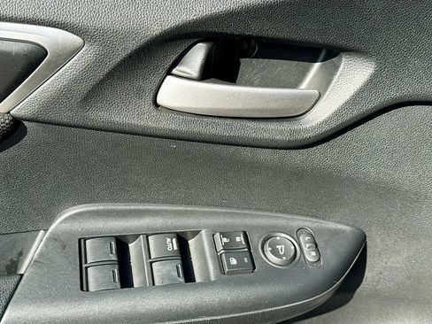 Used 2015 Honda Fit EX image 22