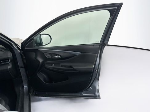 Used 2026 Buick Envista Preferred FWD image 31