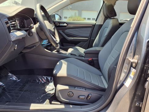 New 2026 Volkswagen Jetta SEL FWD image 9