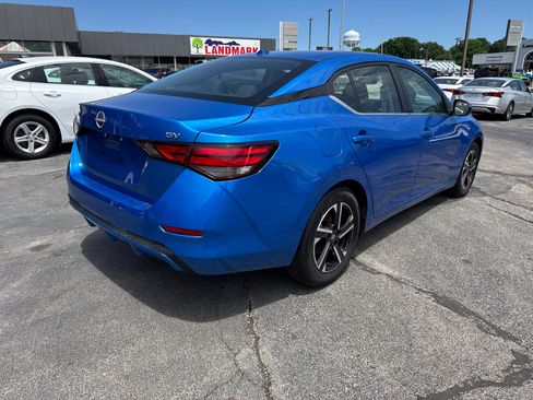 Used 2024 Nissan Sentra SV FWD image 5