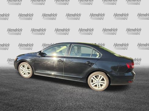 Used 2017 Volkswagen Jetta SEL FWD image 10