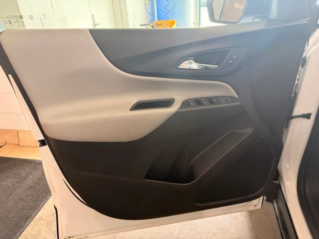 Used 2024 Chevrolet Equinox LS FWD image 10