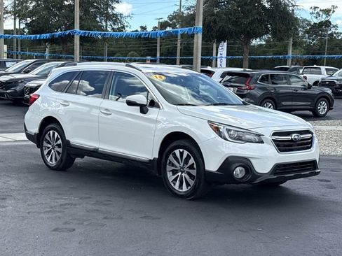 Used 2018 Subaru Outback 2.5i Touring AWD/4WD image 5