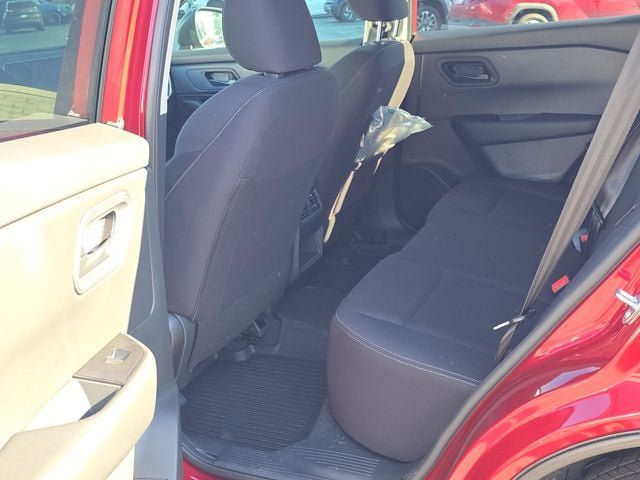 Certified 2026 Nissan Rogue S FWD image 10