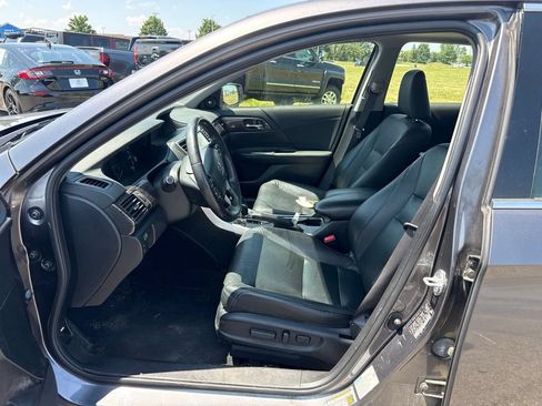 Used 2017 Honda Accord EX-L image 15