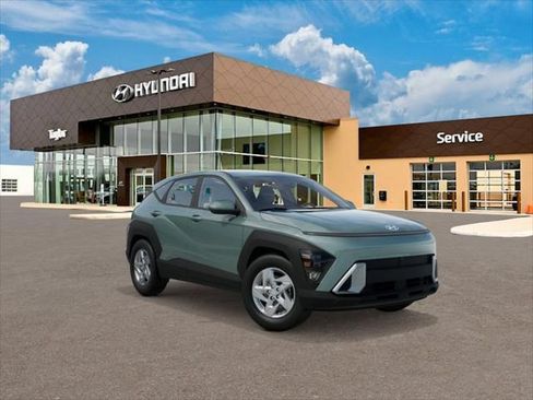 New 2027 Hyundai Kona SE AWD/4WD image 2