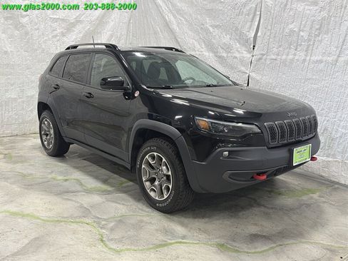 Used 2022 Jeep Cherokee Trailhawk w/ Sound & Nav Group AWD/4WD image 2