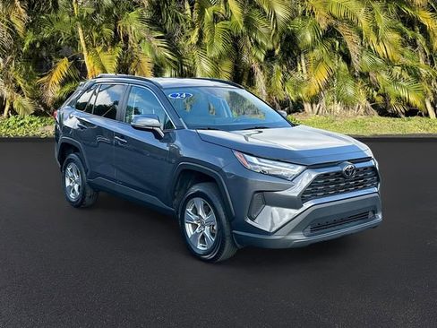 Used 2024 Toyota RAV4 XLE FWD image 2