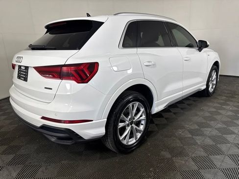 Used 2023 Audi Q3 2.0T Premium AWD/4WD image 3