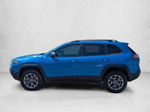 Used 2020 Jeep Cherokee Trailhawk w/ Cold Weather Group AWD/4WD image 9