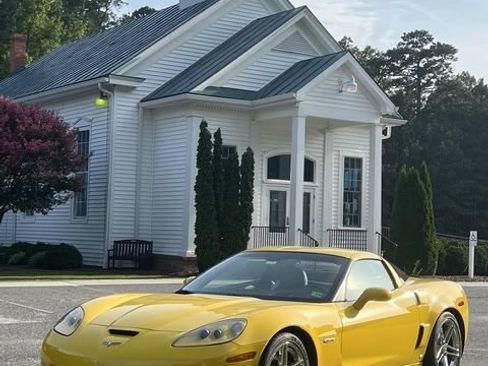 Used 2008 Chevrolet Corvette Z06 w/ Preferred Equipment Group RWD image 14